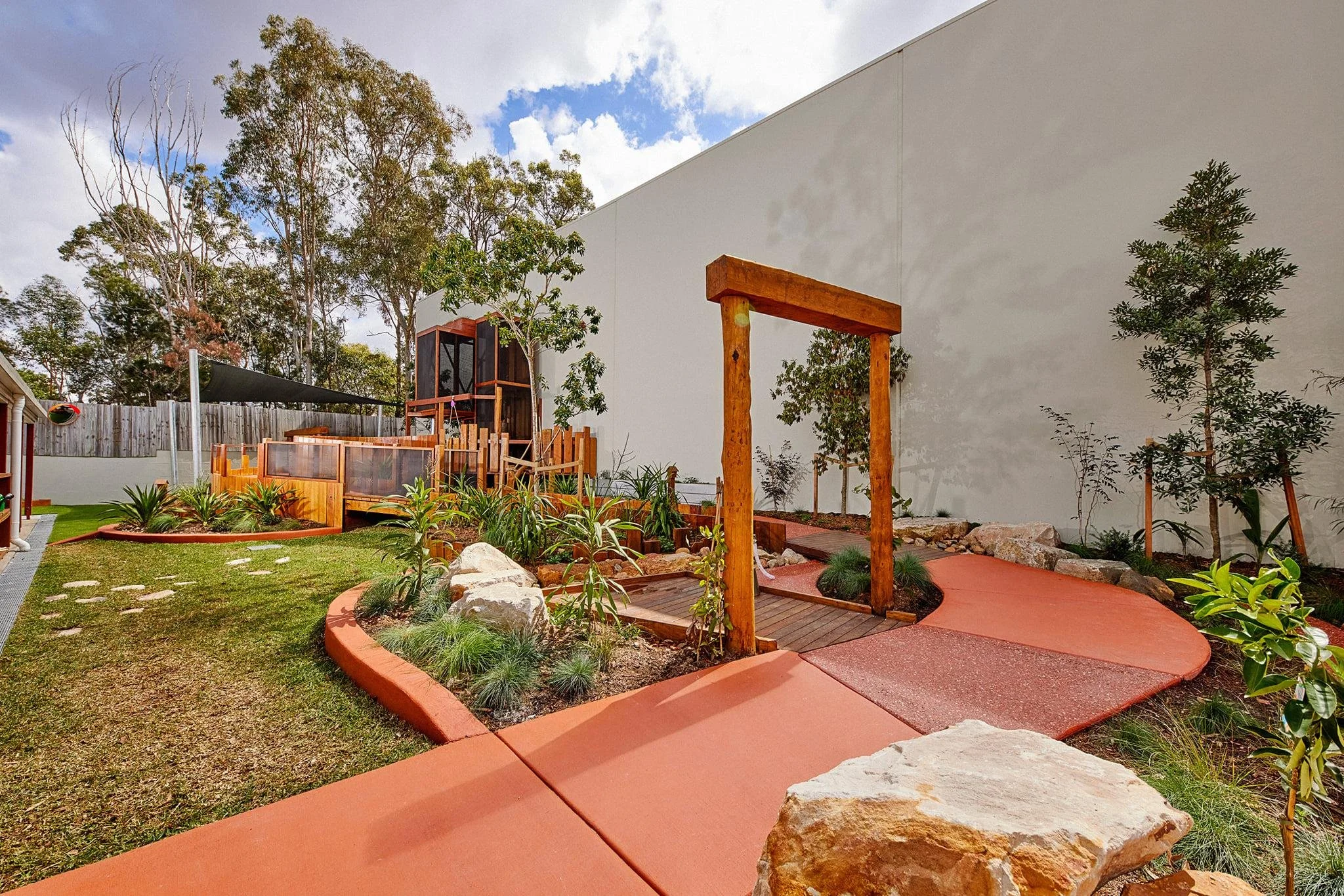 Timber climbing structure