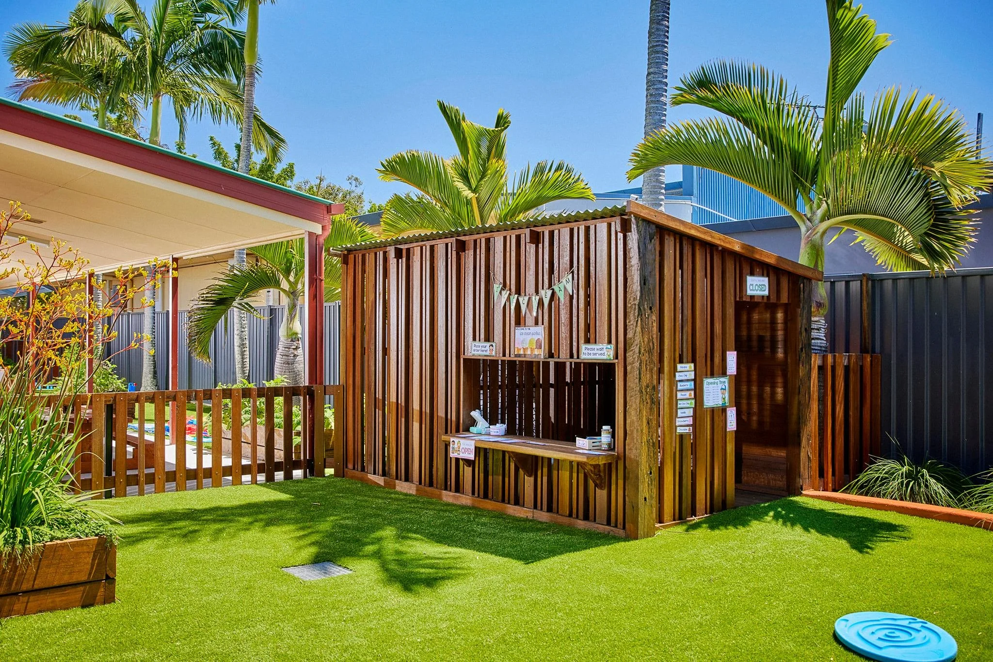 Timber play elements