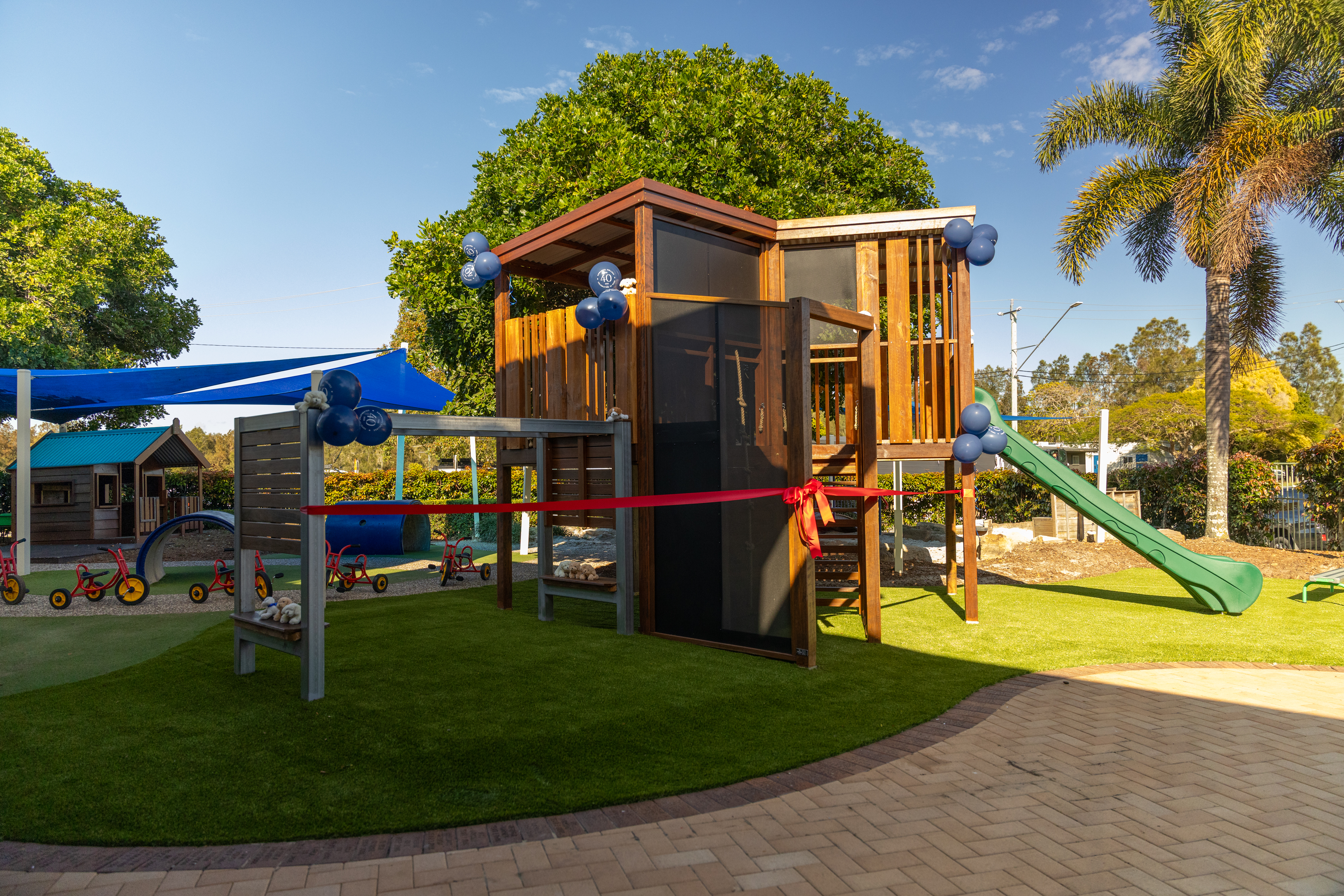 Emmanuel College Adventure Garden - view full gallery
